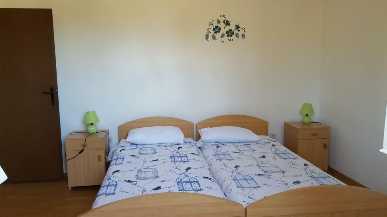 Vacation Home Ivan Kasic Eksteriør billede